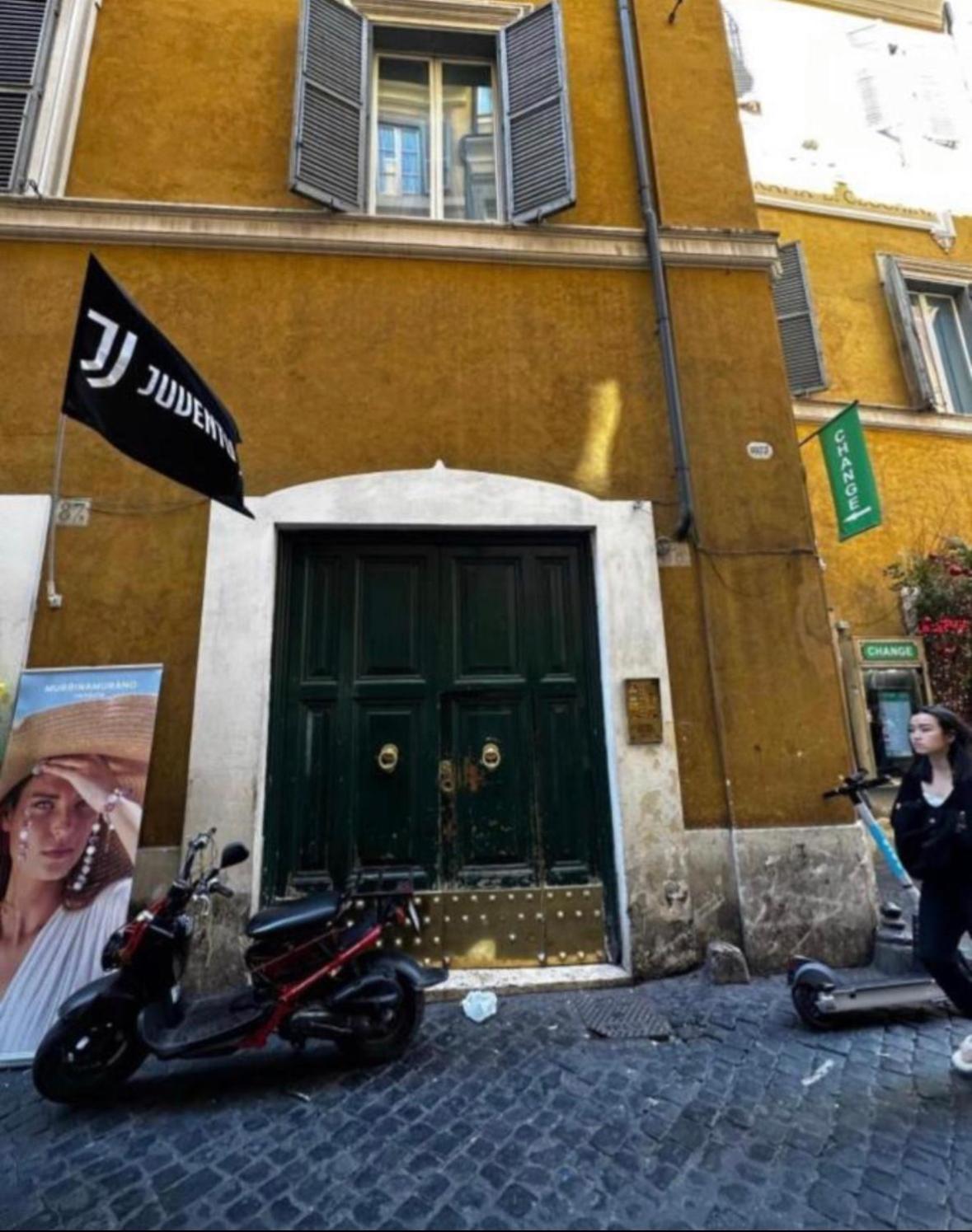 Via Del Lavatore Private Apartments Рим Экстерьер фото