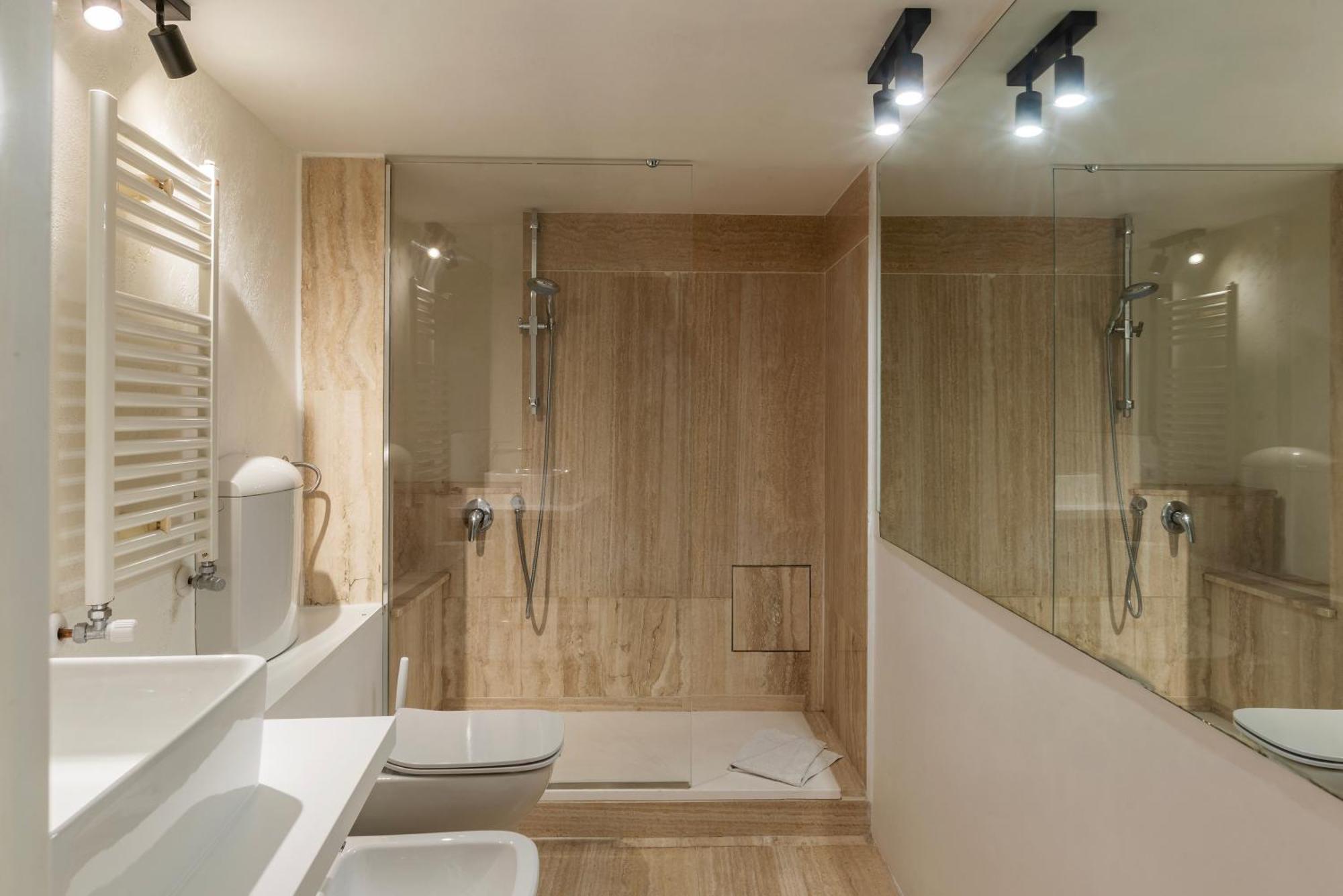 Via Del Lavatore Private Apartments Рим Экстерьер фото